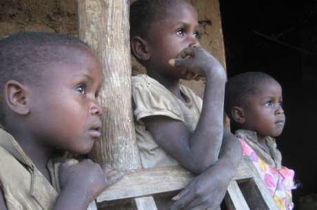 Feed hungry children in Kenya