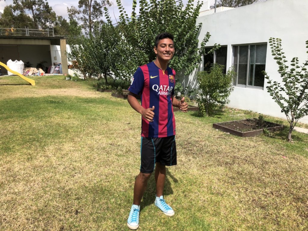 Eliud in the garden of AMANC SLP