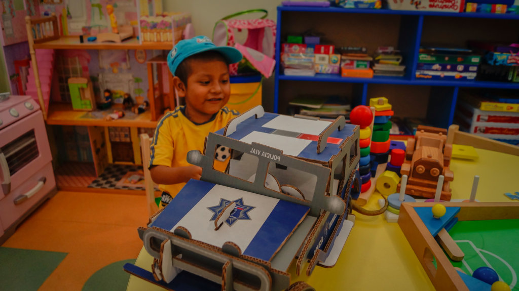 Equip the school classroom of the AMANC SLP Center