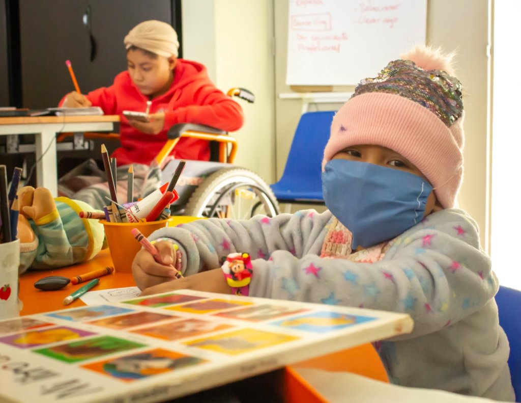 Equip the school classroom of the AMANC SLP Center