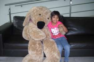 Barbara Nayeli con perro