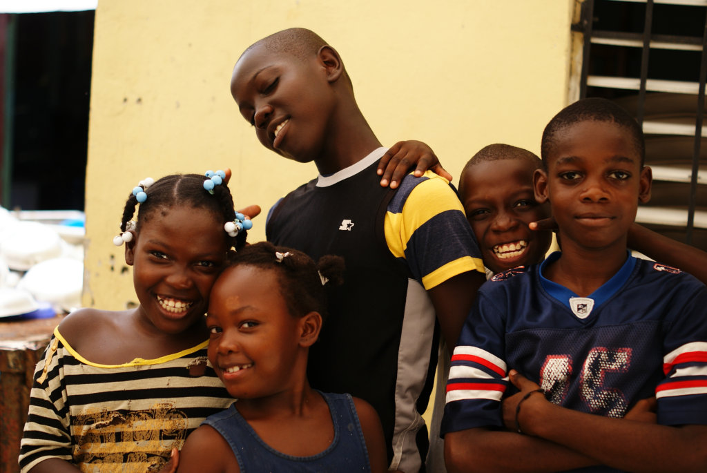 Offer Hope for 300 Youth in the Dominican Republic