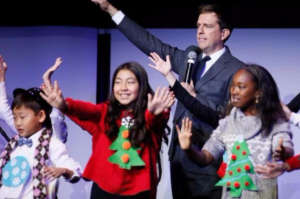Ed Helms Joins Choir Students
