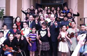 ETM-LA School Greets the President of USC