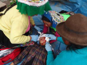 Qhalis practice providing first aid during course.