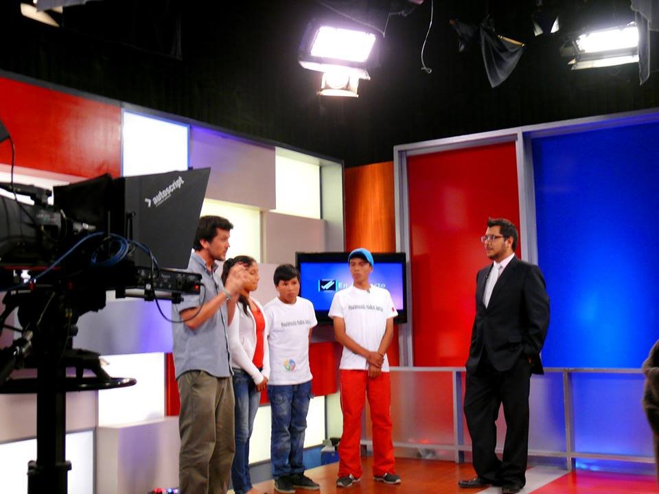 Empower 100 young leaders from Manchay, Peru