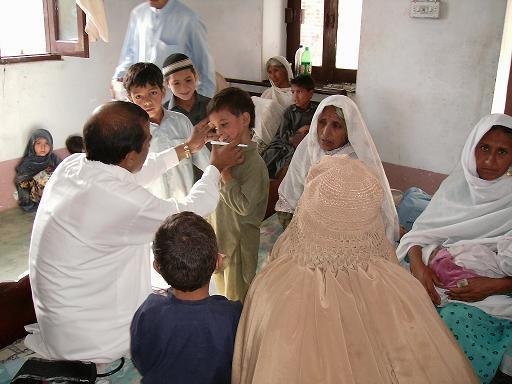 Provide Relief to 500 Displaced Families
