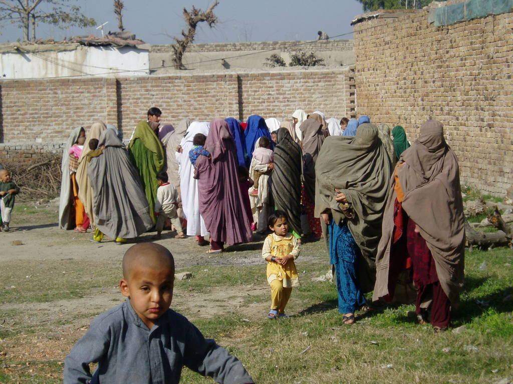Provide Hygiene Kits to Displaced Pregnant Women
