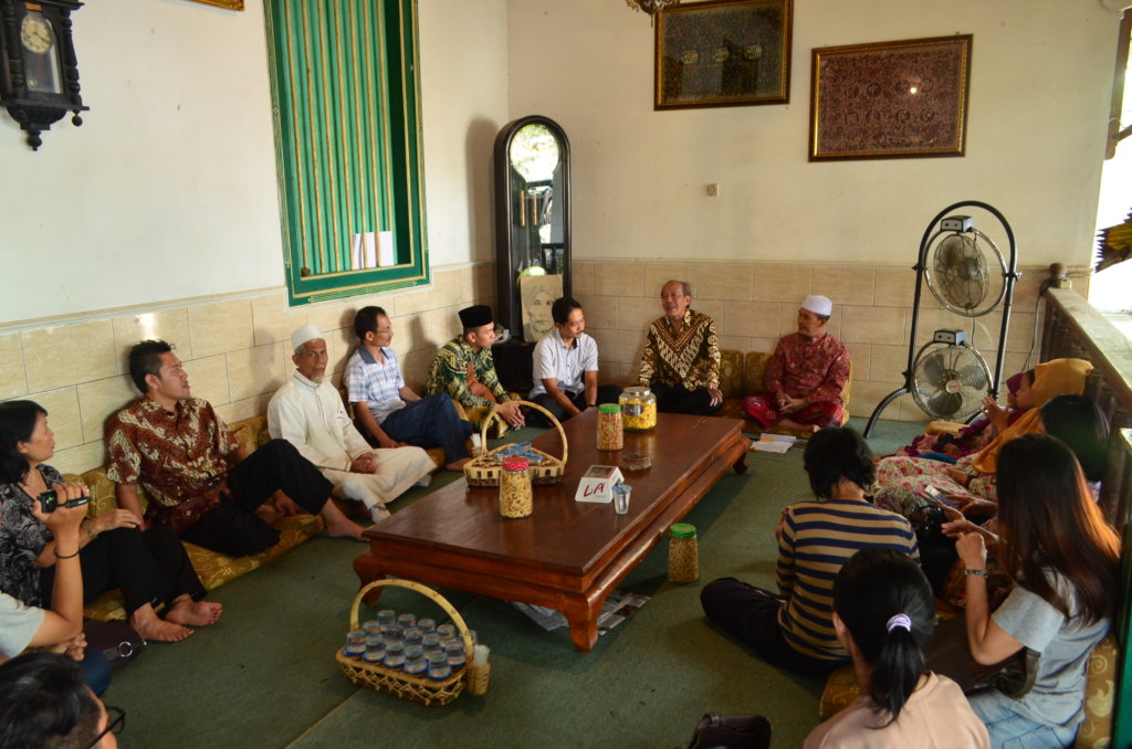 Educate Indonesian Youth to Live Without Prejudice
