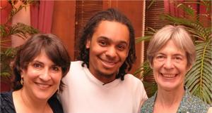 Take 2 staff alumn wins leadership award