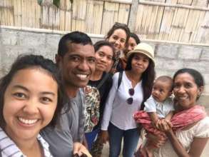 Selfie@Arlo with community, team and volunteer