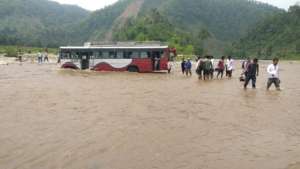 On the way to Sarikhet, our bus got stuck!