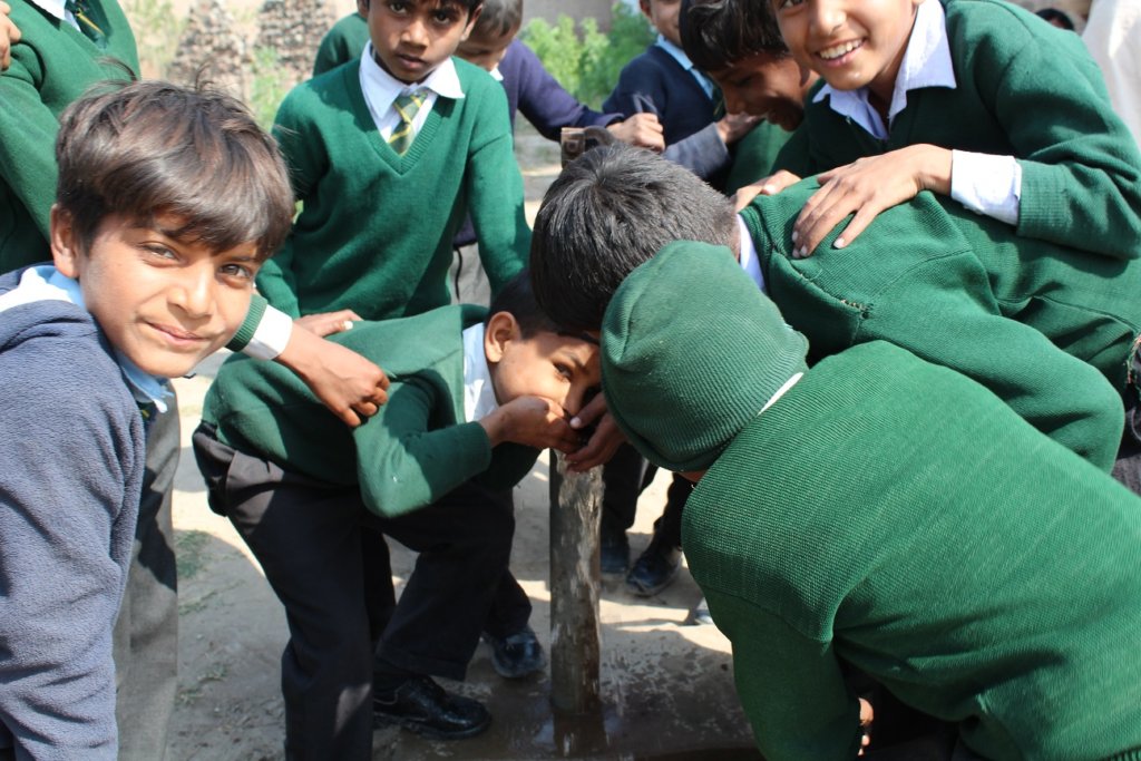Provide solar and clean water to school children