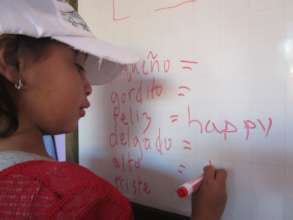 Children love English classes at CETAP-Lucy
