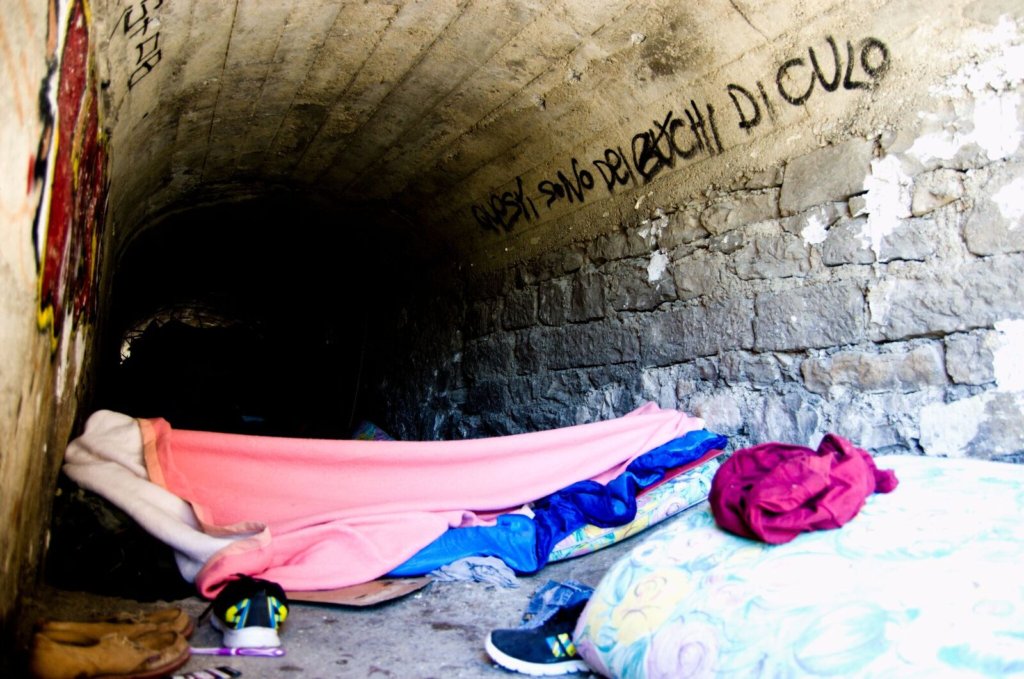 Get Information to Migrants and Refugees in Italy