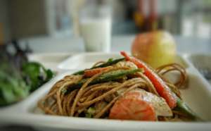 school recipe: sesame noodles with fresh veggies