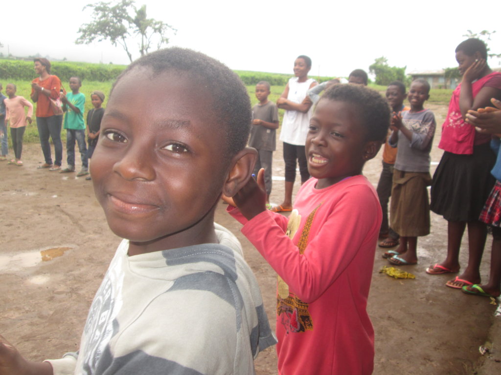 Build 100 Young Change Makers in Cameroon