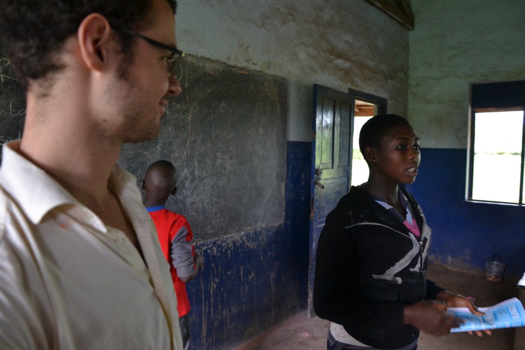 Build 100 Young Change Makers in Cameroon