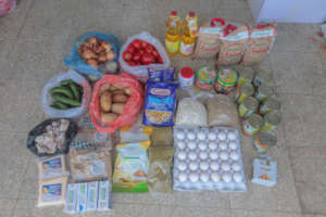 Many local & healthy products in each food parcel
