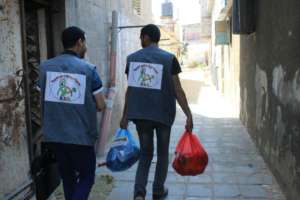 Delivering food parcels