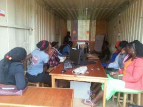 beneficiaries tought to use internet by instructor