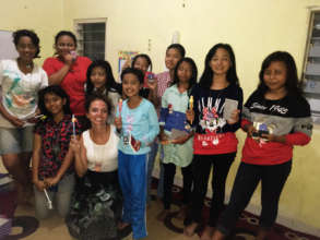 Valerie leading a SHINE session in East Java