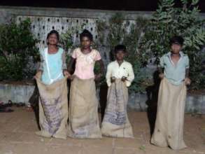 Entertainment game of Sack race