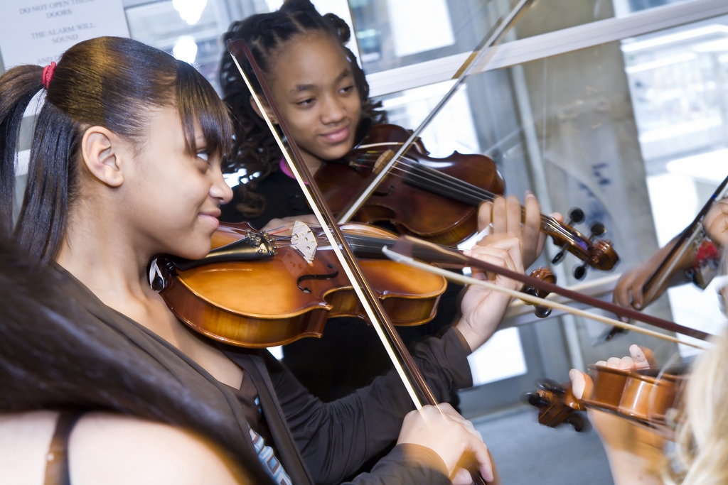 Provide Music Classes for Students in Harlem