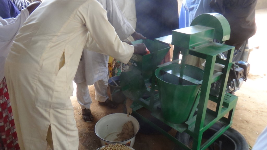 Train Women & Youths in Nigeria on Wealth Creation