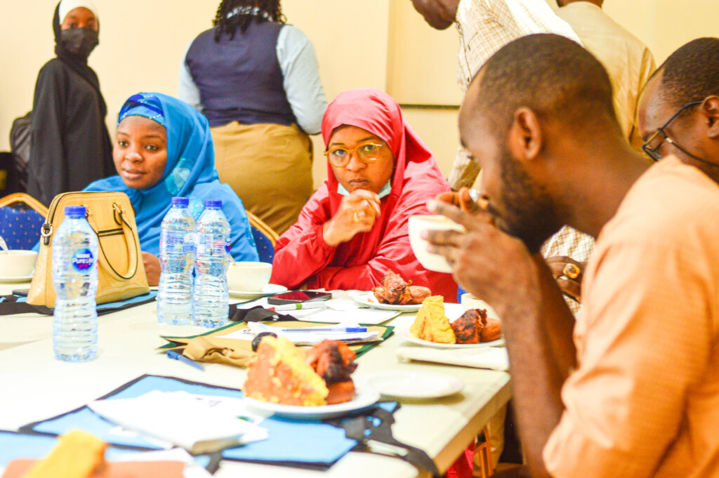 Train Women & Youths in Nigeria on Wealth Creation