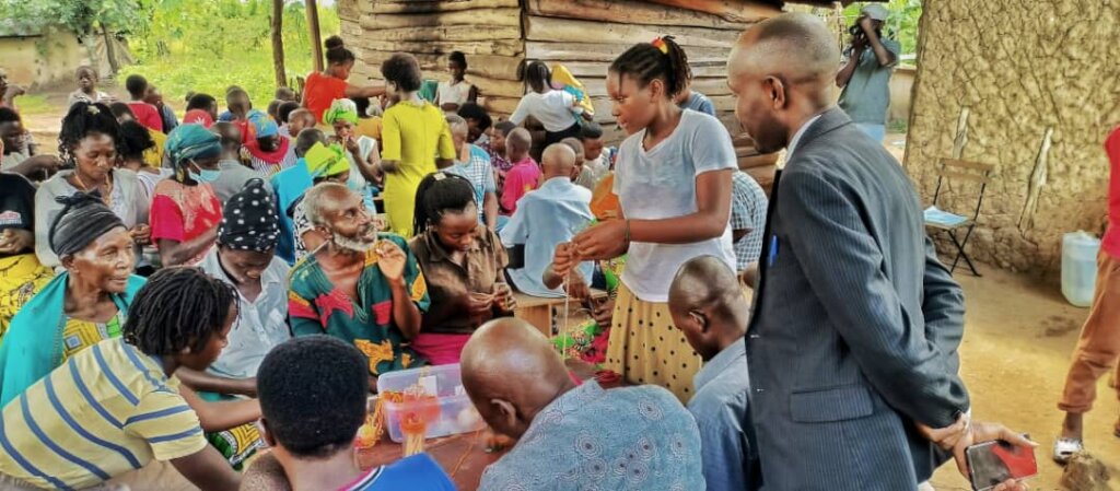 Kyakatama Village recycling workshop led by Yr7