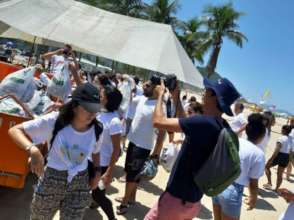 Leme Beach Cleaning with DLW'ers & volunteers