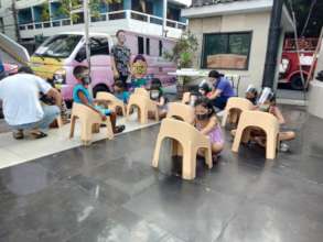 Street kids able to attend their online classes