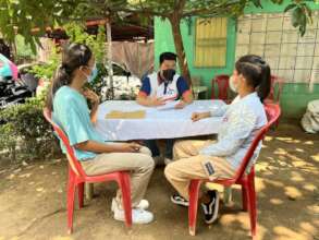 One on one resume making session with volunteers