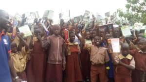 Students of Erin Ijesa Middle & High School