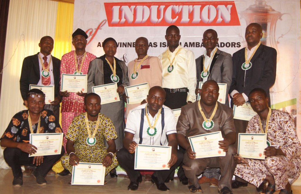 Help 500 Nigerian Teens Go Back to School