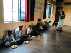 Group lunch - to enrich their co-ordination