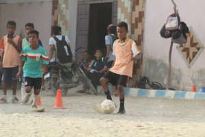 The U10's from Lyari prepping for a drill