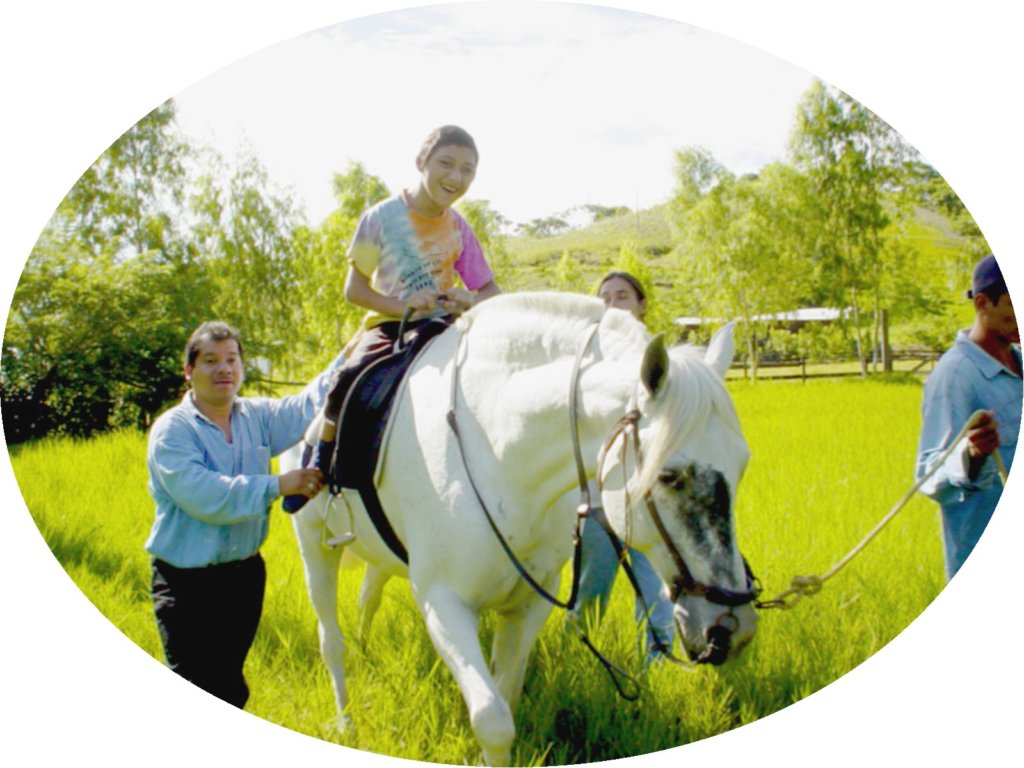 Provide HorseTHERAPY to 50 Nicaraguan Children