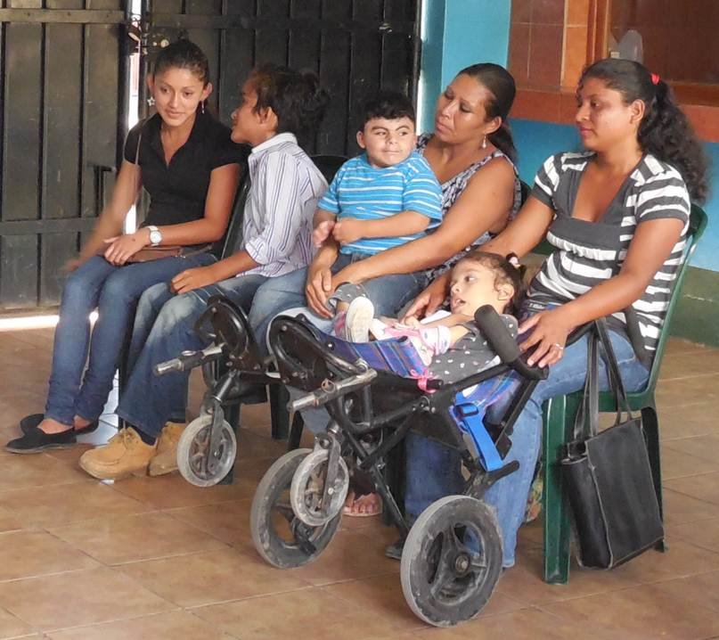 Provide HorseTHERAPY to 50 Nicaraguan Children