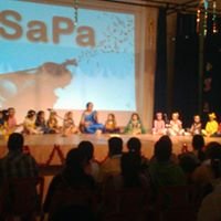 Music for 300 underprivileged Indian children