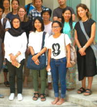 Students Meet with a Muslim Leader