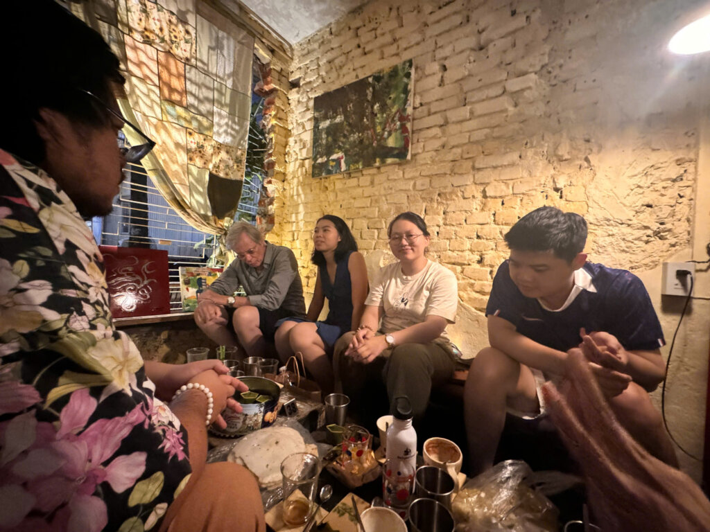 A Listening Circle of the SENS Alumni in Hue
