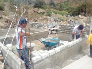 Bricks seated down in Mardonio and Yesica's house