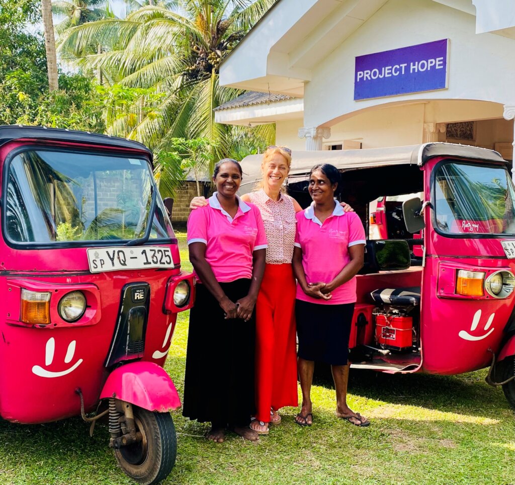 Think Pink Drivers with Founder Mary Storrie 2022