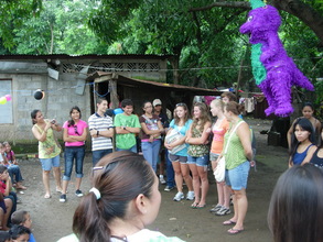 American students meet the community