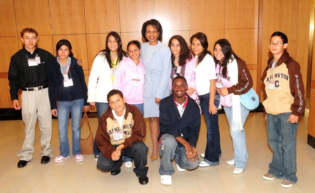 First Steps to Cultural Understanding for US Teens