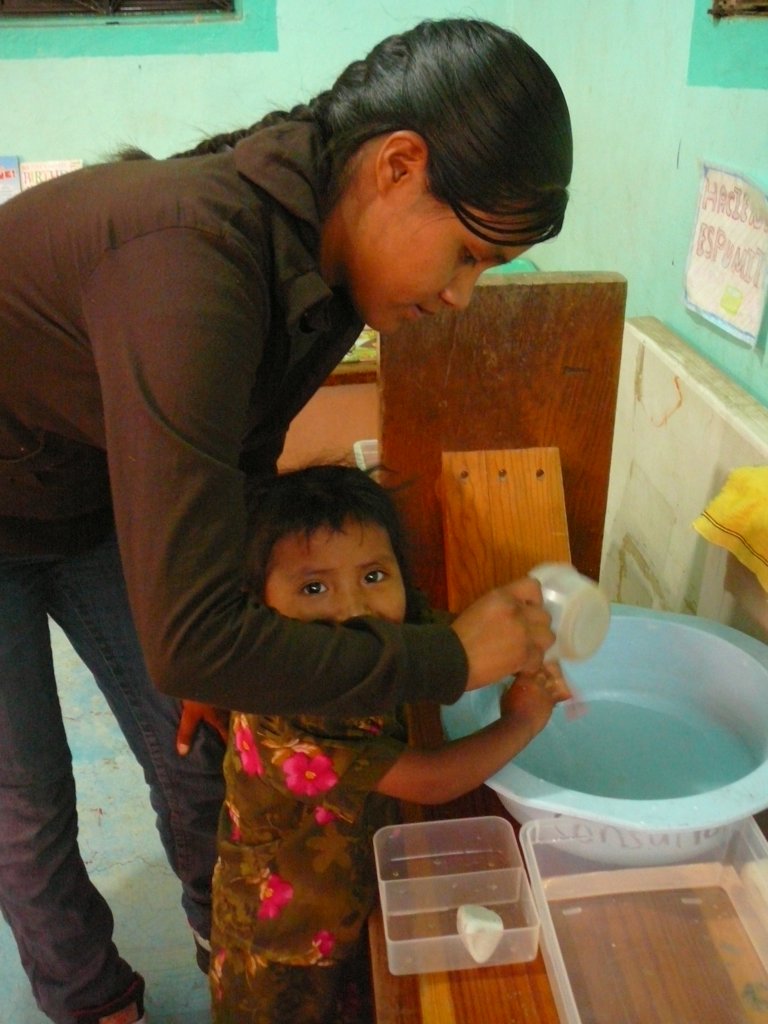 Tihueliske We Can! Education for 80 Children
