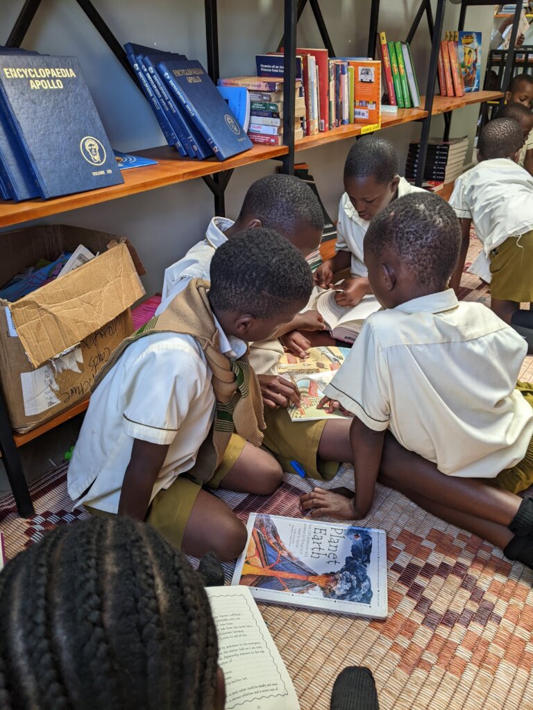 Build Resource Centre for 4000 children in Kibuli