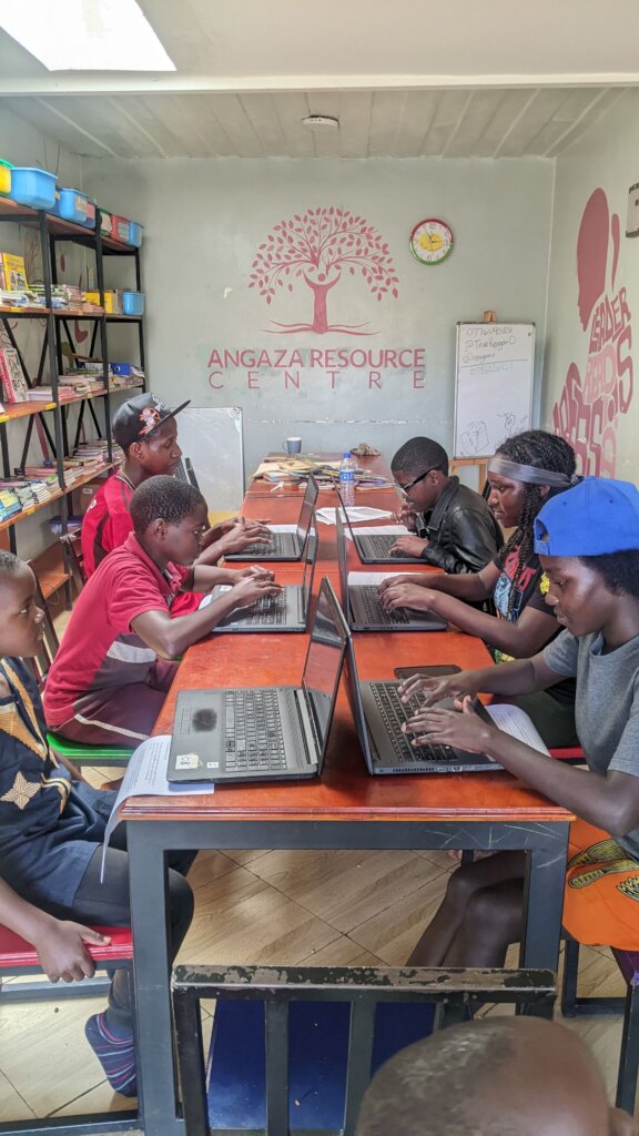 Build Resource Centre for 4000 children in Kibuli